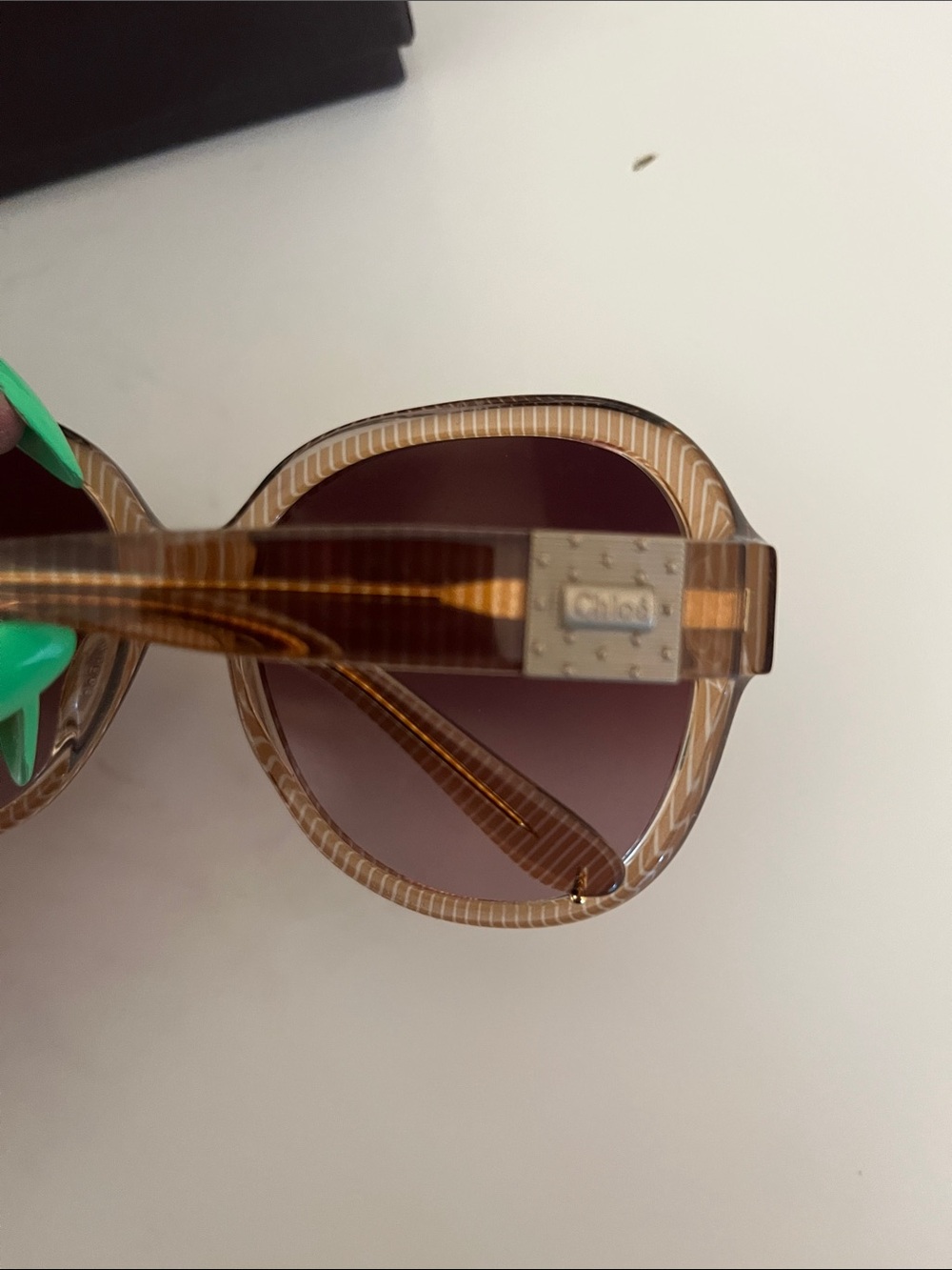 Vintage Chloe Women's Brown Gradient Oversized Sunglasses - Picture 3 of 5